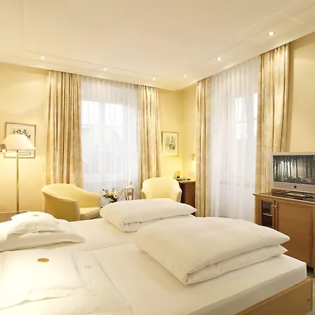 希尔花园鲁特曼酒店 酒店 4*