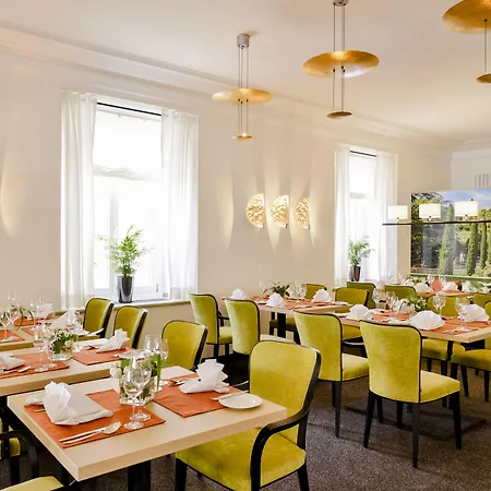 Reutemann-seegarten 4* Λιντάου