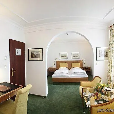 Reutemann-seegarten Hotel 4*
